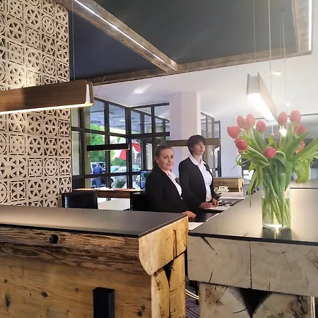 Bed & Breakfast Hyrny 3*
