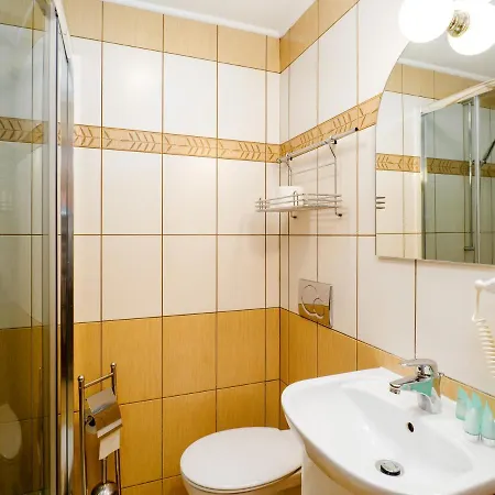 Hyrny Ζακοπάνε