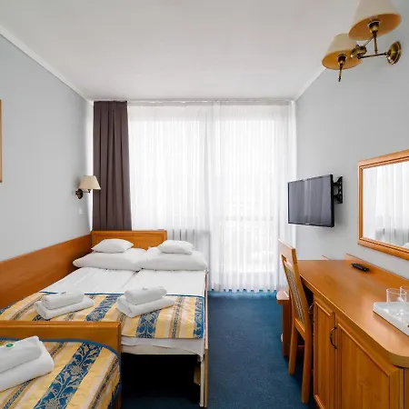 Nocleg ze śniadaniem Hyrny 4*