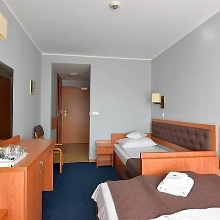 Hyrny 4*