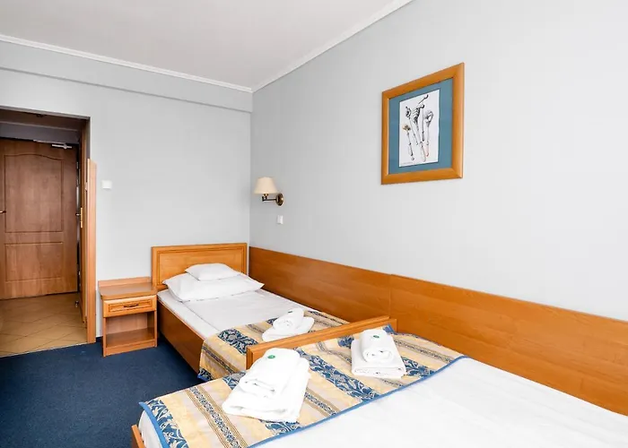 Hyrny Nocleg ze śniadaniem 3*