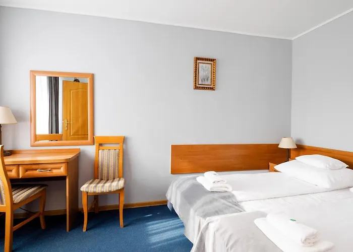 Hyrny Nocleg ze śniadaniem 3*