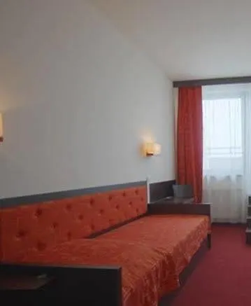 Hyrny Nocleg ze śniadaniem 3*